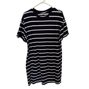 Time And Tru Black & White Striped Short Sleeve Tee XXL 2XG Vaction Beach Resor